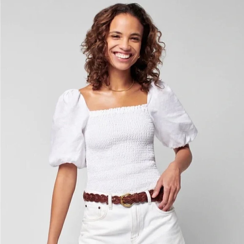 Faherty Frankie Linen Puff Sleeve Smocked Top in Oyster White Size Large